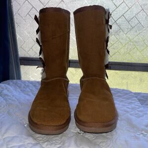 Koolaburra by Ugg Victoria Boot Girls 4 Suede Tall Bow Faux Fur SLIGHT FLAW